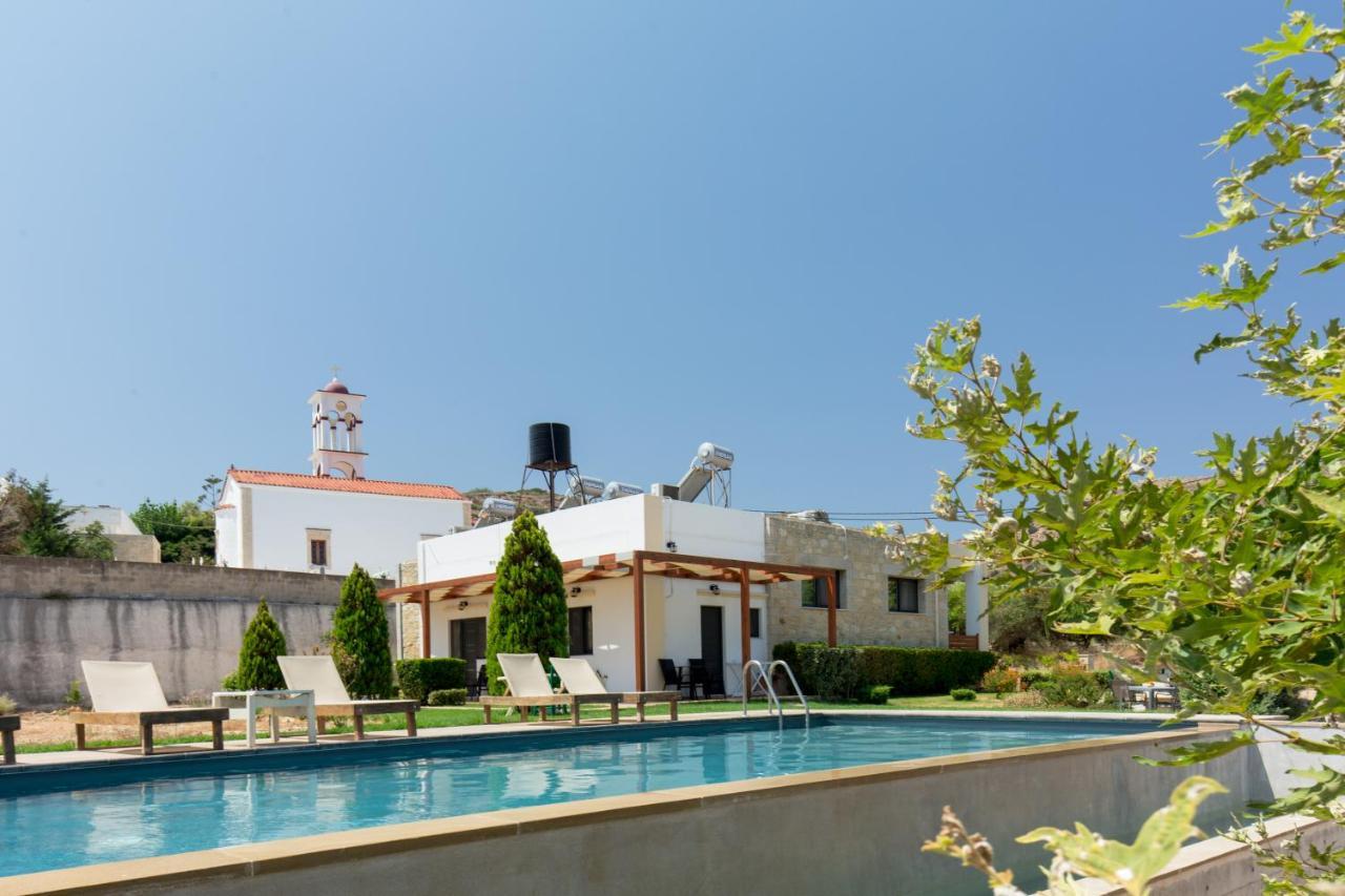 Agarathos Traditional Rooms - Pool - Kaliviani -On The Road To Balos Exterior photo