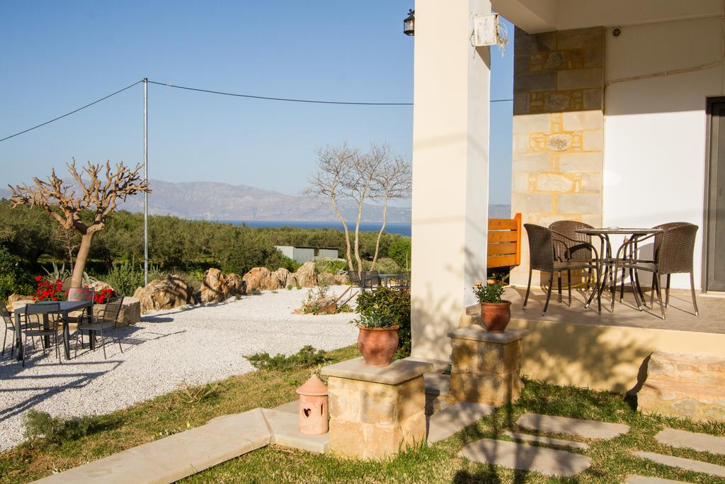 Agarathos Traditional Rooms - Pool - Kaliviani -On The Road To Balos Exterior photo