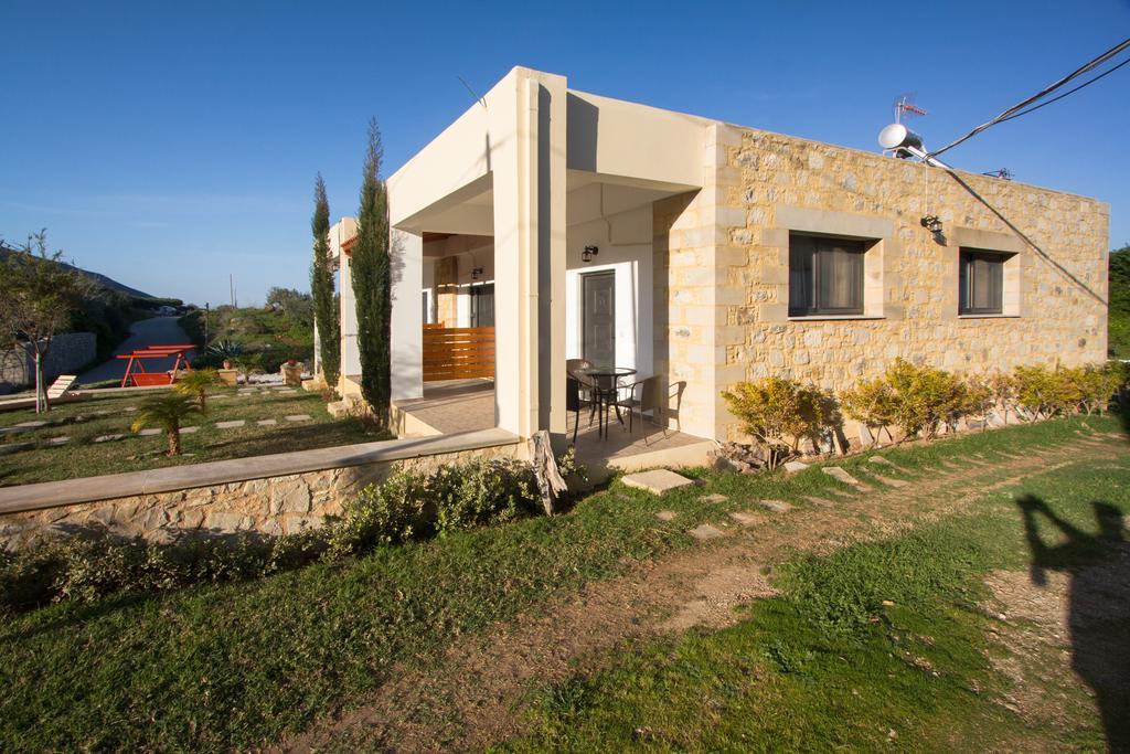 Agarathos Traditional Rooms - Pool - Kaliviani -On The Road To Balos Exterior photo