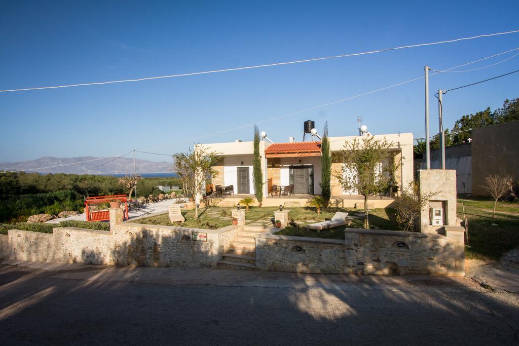 Agarathos Traditional Rooms - Pool - Kaliviani -On The Road To Balos Exterior photo