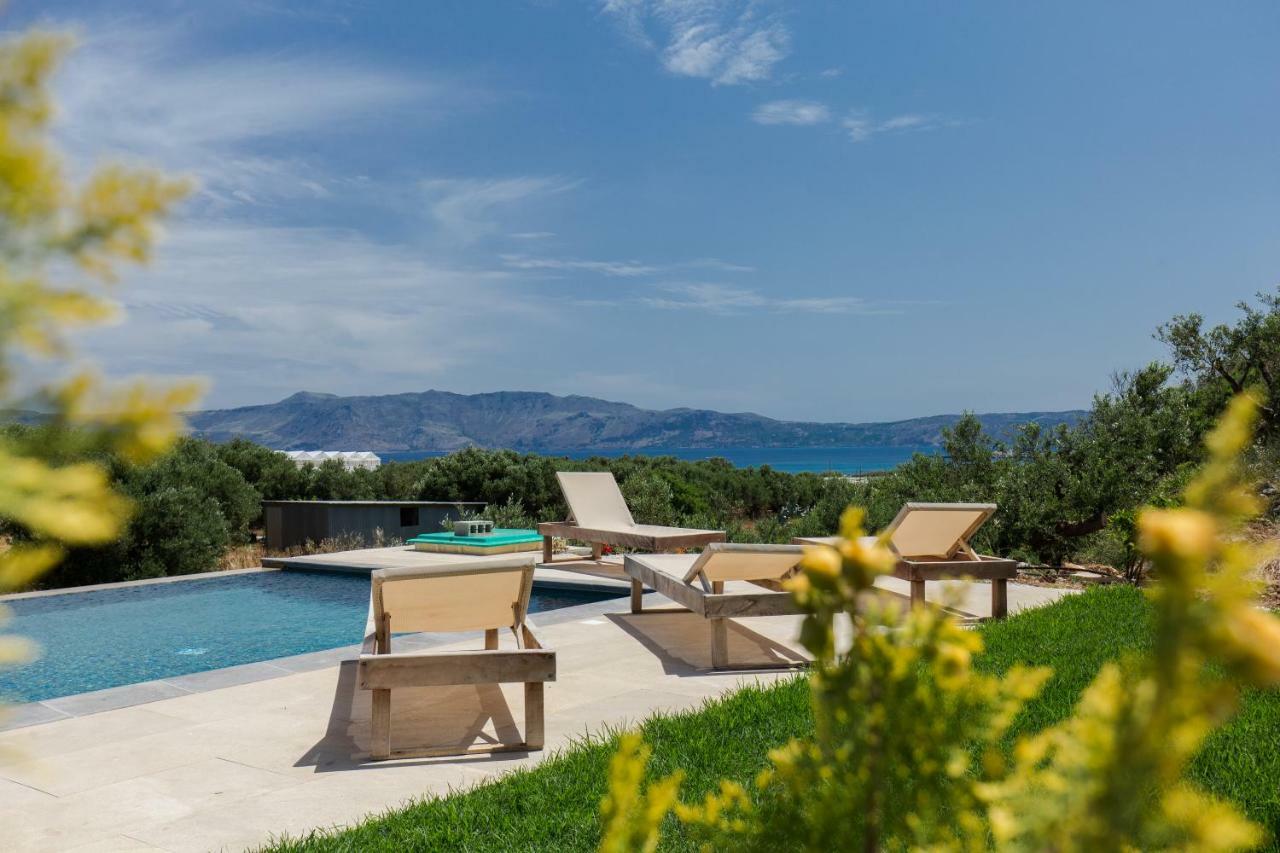 Agarathos Traditional Rooms - Pool - Kaliviani -On The Road To Balos Exterior photo
