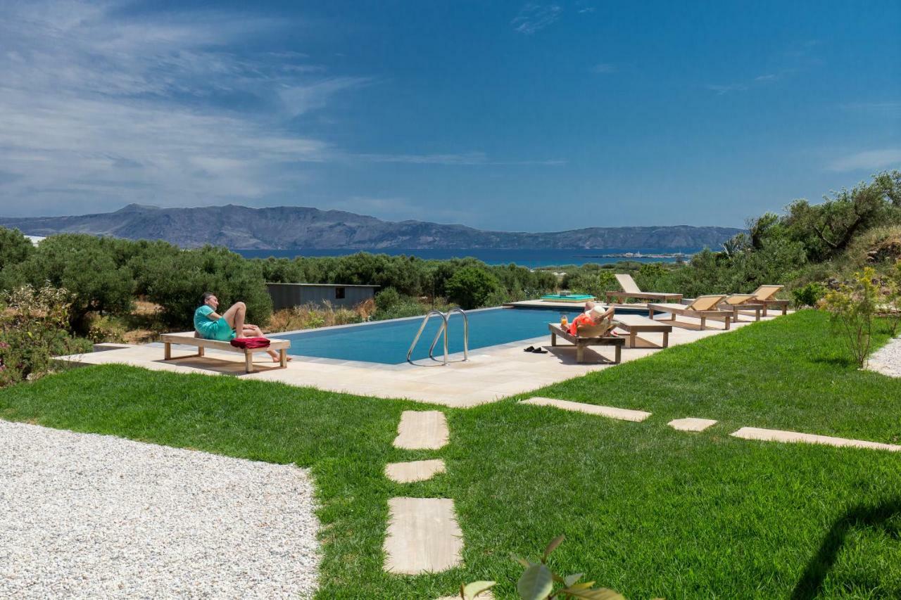 Agarathos Traditional Rooms - Pool - Kaliviani -On The Road To Balos Exterior photo
